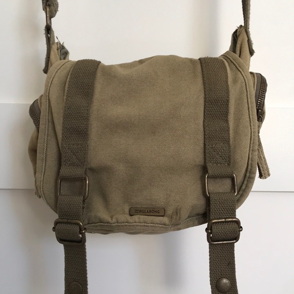 Billabong Handbags - Billabong Canvas Messenger Side Bag Green